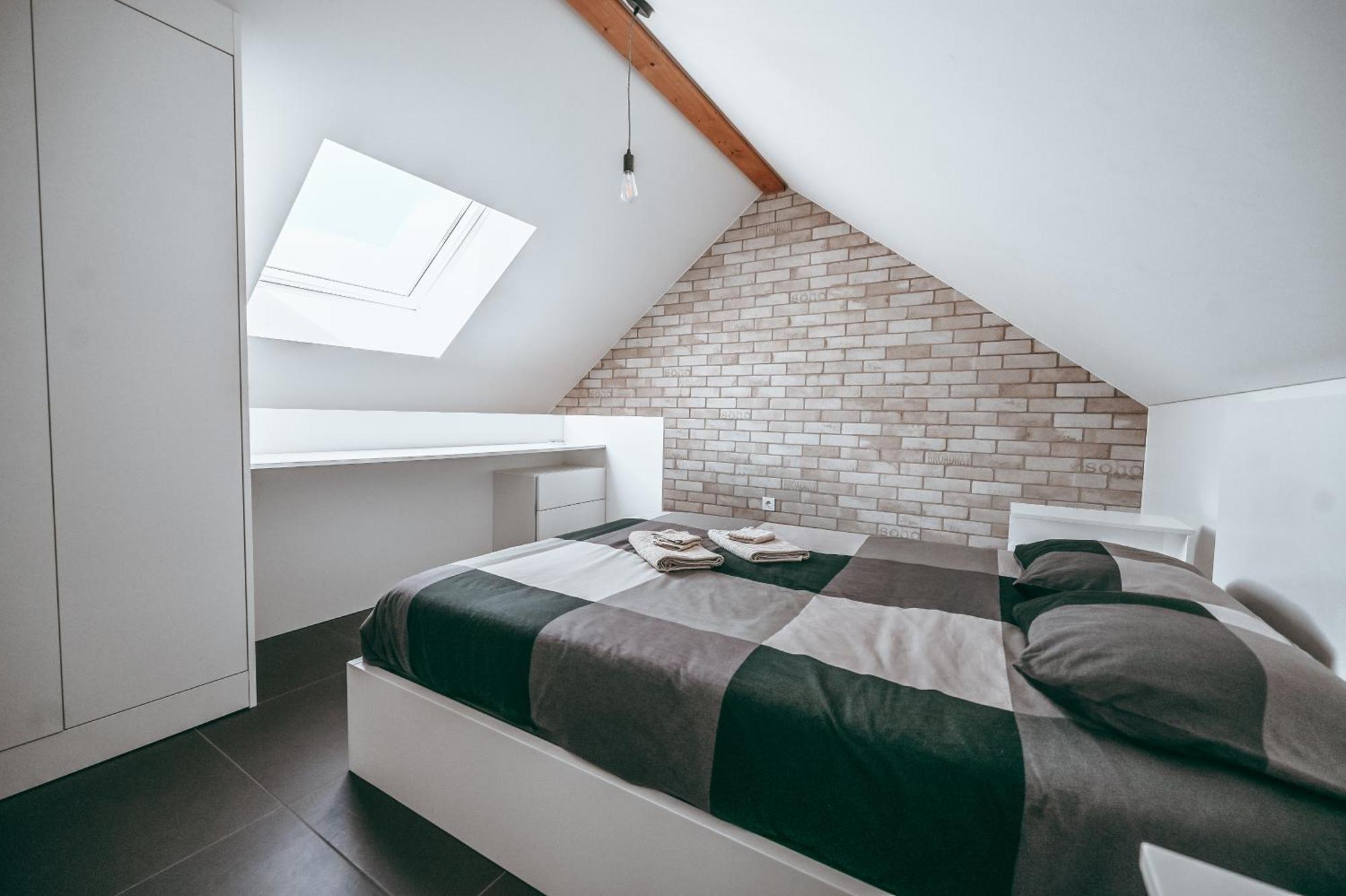 Wake Up Esch City Buitenkant foto