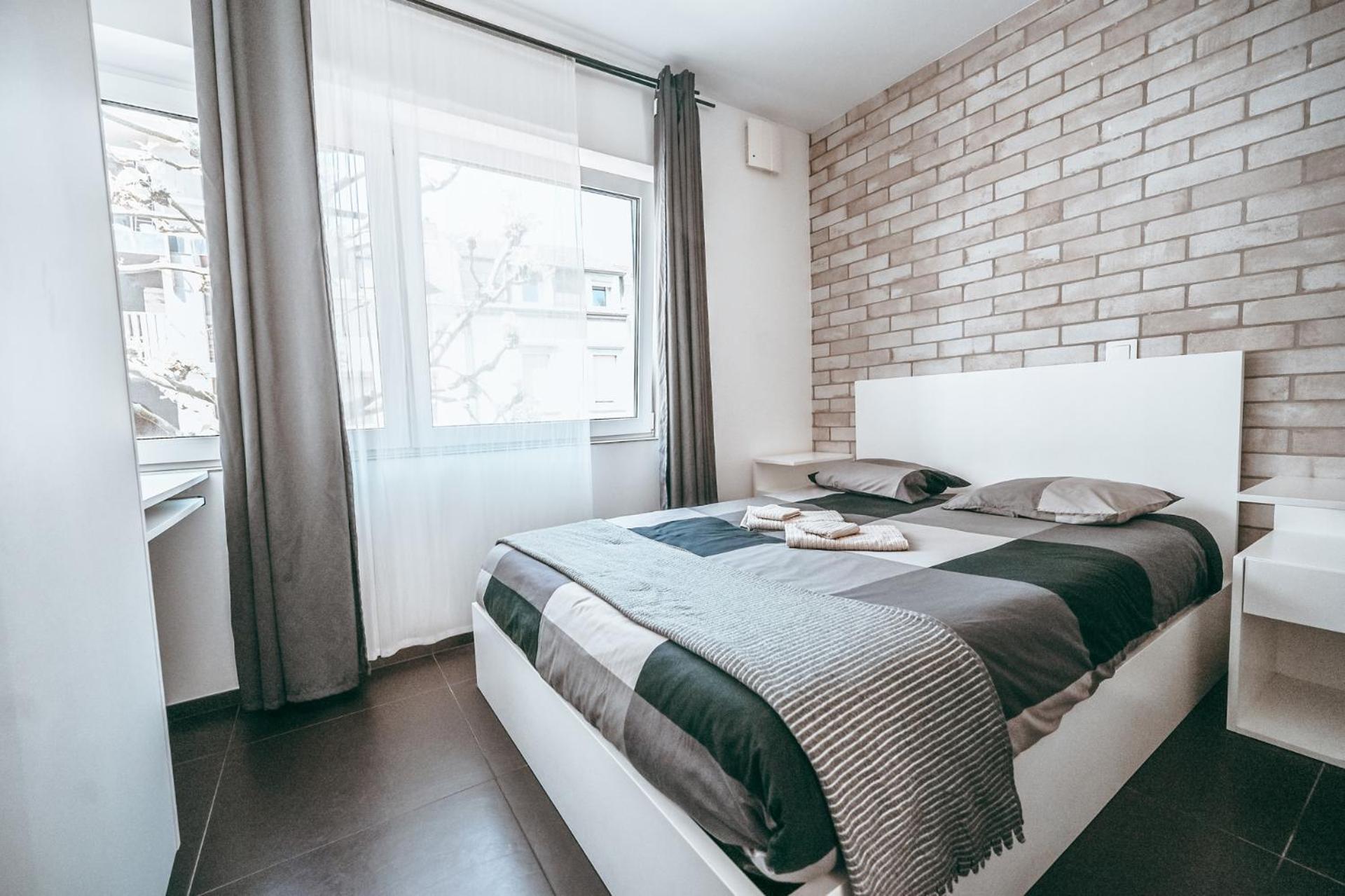 Wake Up Esch City Buitenkant foto